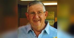 Eric Poll's Instagram, Twitter & Facebook