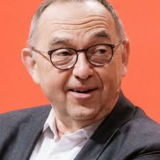 Maybe you would like to learn more about one of these? Spd Chef Norbert Walter Borjans Ich Liebe Meine Freundin Aber Ich Bin Immer Noch Verheiratet Bunte De