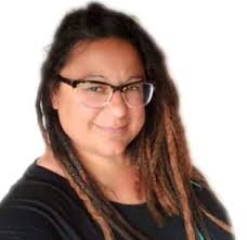 Today's #FounderFriday spotlight features Mary Jean Carpenter. She is the  founder of @journey4selfllc, a mental health private practice committed to  addressing a range of psychological and social concerns. Specializing in  EMDR therapy,