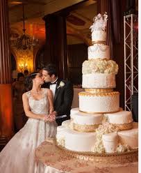 While the simple and elegant wedding cake will always have fans, many brides are more demanding when it comes to their wedding cakes. Sweet Weddings Wedding Cakes The Knot
