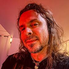 Wil Martin (@therocksinger) • Facebook