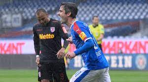 Bei einem sieg am heutigen donnerstag (15.30 uhr/sky) in der nachholpartie gegen den ssv jahn regensburg könnten die norddeutschen in den dann noch ausstehenden beiden spielen nicht mehr. Lnvnuk2scx0ghm