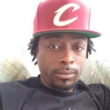 Derrell Brown (@br3adwinn3r401)