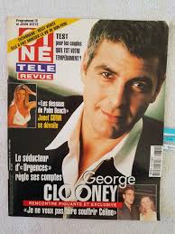 CINE REVUE N°32 1998 GEORGE CLOONEY JANET GUNN D.ANAIS J.BISSET R.YOUNG