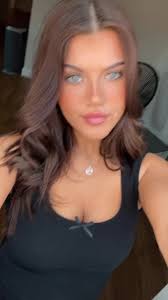 -ELLA- (@ellaaa.reyy)’s videos with som original