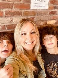 Drew Canning's Instagram, Twitter & Facebook