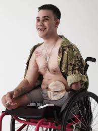 Powerful Photographs Of Injured British Soldiers By Bryan Adams Bryan Adams Military Heroes Soldier