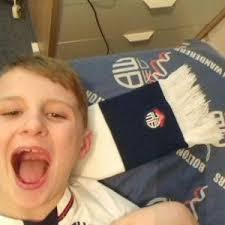 Lewis Hurst (@LewisHu98456450)