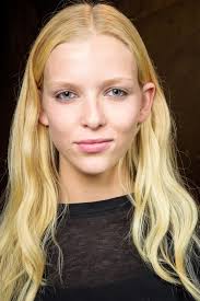 Hair can make and break any style statement and is an integral and critical part of the styling process. Hairstyles For Long Thin Hair 10 Looks That Make The Most Of Your Texture