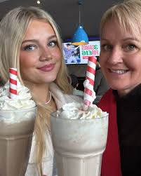 Phoebe Pamela Prentice (@phoebeprentice_) • Threads, Say more