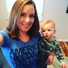 Annie Larkin's Instagram, Twitter & Facebook