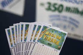 Em 2020, o valor estimado do prêmio é de r$ 300 milhões. Mega Sena Da Virada 2020 Concurso 2330 Recebe Apostas Ate Quinta 31 De Dezembro Saiba Tudo Sobre O Sorteio Loteria