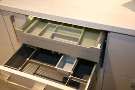 Nobilia Antirutschmatten Kuchenschranke 30cm 45cm 60cm 90cm Anthrazi Top Shelf De Dass nobilia insgesamt so stark ist, hat verschiedene ursachen. nobilia antirutschmatten kuchenschranke 30cm 45cm 60cm 90cm anthrazit schubladeneinlage schubladenmatte