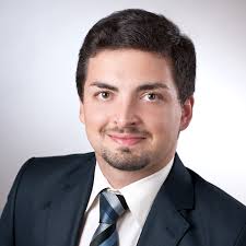 Dr. Konstantin Gavras