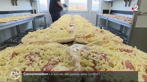 Si et cela pourrait en plus arriver, dans la vraie vie, rapporte on introduit ses petits sous puis on attend 3 petites minutes le temps que la pâte s'étale, que les ingrédients soient ajoutés puis que la pizza cuise. Quels Sont Les Prix Et Les Charges D Un Distributeur Automatique De Pizzas Mediacritik