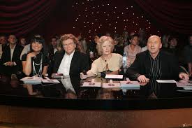 Na pewno zbigniew wodecki zna sie na tancu lepiej niz beata tyszkiewicz.ma ciekawe i barwne wypowiedzi i swoja obecnoscia w jury ciekawie uzupełnia oceny profesjonalistów. Zbigniew Wodecki O Powrocie Do Tanca Z Gwiazdami