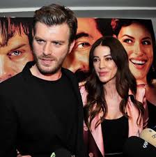 Dizinin efsane karakteri bihter'i de o giydiriyordu. Kivanc Tatlitug Basak Dizer Tatlitug Kivanc Tatlitug Basak Album