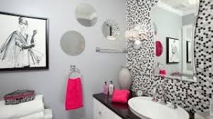 To inspire your best ideas, we've shared our favorite ways to decorate a small in a small bathroom, making use of available wall space is essential. 18 Bathroom Wall Decor Ideas Youtube