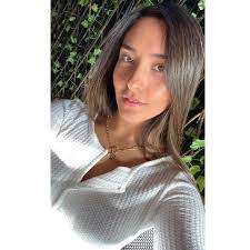 Pamela Pinto's Instagram, Twitter & Facebook