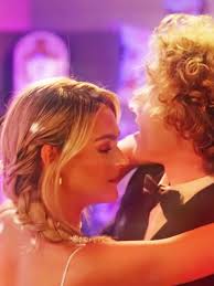 Lev Cameron Stalling Song Lyrics