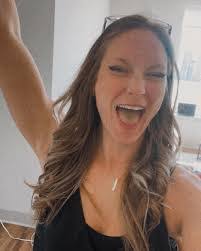 Karyn Campbell's Instagram, Twitter & Facebook