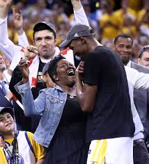 Kevin wayne durant (/ d ə ˈ r æ n t /; Riley Curry And Kevin Durant S Mom Were The Real Mvps Of The Nba Finals Essence