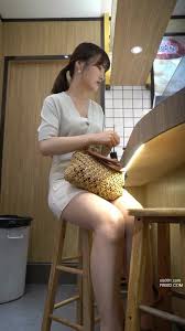 Asian no panties - ThisVid.com