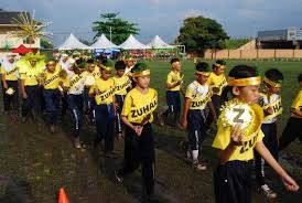 Himpunan Pelbagai Cetusan Ilham Bagi Hiasan Perbarisan Rumah Sukan Merah Deko Rumah
