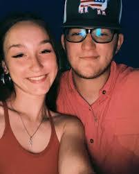 Damian Kline's Instagram, Twitter & Facebook