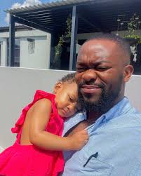 👽Emmanuely Marvin Solomon Life Coach 🇨🇮🇫🇷🇿🇦. Bussiness owner