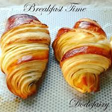Croissants Au Chocolat Dodofairy Croissant Chocolat Recette Croissant Au Beurre Recette Croissant