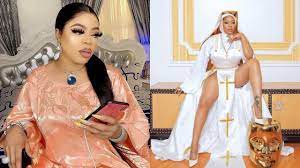 Toyin lawani, ceo of tiannah empire place, who is also known for bashing online trollers and wailers, has once again insulted a follower of hers who disagreed with her. Bobrisky Mocks Toyin Lawani On Ig Lovablevibes Digital Nigeria Hip Hop And R B Songs Mixtapes Videos