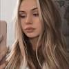 Brown hair with blonde highlights is a great option for women who don't want to go through the process of bleaching all of their hair to get blonde color. 1