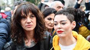 Jun 08, 2018 · asia argento shared cryptic message hours before anthony bourdain's apparent suicide. Asia Argento Rache Tattoo Nach Streit Mit Rose Mcgowan Stern De