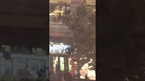 Saks fifth avenue san francisco. San Francisco Vandalism And Looting Saks Fifth Avenue Youtube