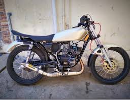 Berdasarkan informasi yang kami kumpulkan dari berbagai media jual beli motor dan mobil online semisal mobil123, carmudi, olx, tokopedia, bukalapak, lazada, kaskus, forum jual beli motor bekas, forum dan group facebook jual beli mobil lokal. Pin Oleh Yaya Lugila Di Rx Spesial Modifikasi