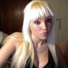 Nieves Moreno (@Nieves21love)