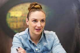 A háromszoros olimpiai bajnok úszó, hosszú katinka a kemény edzések mellett szívesen jár a balatonra is. Igy Fogadja Majd Lanya Uj Szerelmet Hosszu Katinka Edesapja Habostorta Hu