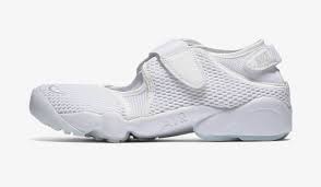 Summer is coming and you aren't ready? 10 Best Summer Sneakers Top Shoes To Buy During Summer 2021 Complex
