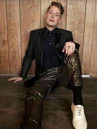 Macaulay culkin is an american actor, musician, and web host. Pin On Malepolish