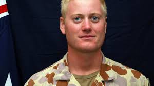 Hundreds farewell fallen soldiers