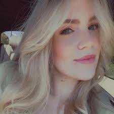 Kara Dietz's Instagram, Twitter & Facebook