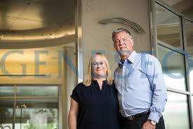 Sue Hess Ashley '77 and Mark Ashley '77 (Photos by John Davis)