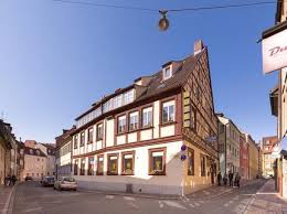 The hotel bamberg inn distinguishes itself with a convenient traffic connection as it is located close to the motorway a 70 in the bamberg district of hallstadt. Hotels Und Ferienwohnungen In Bamberg