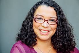 Lauri Clark's Instagram, Twitter & Facebook