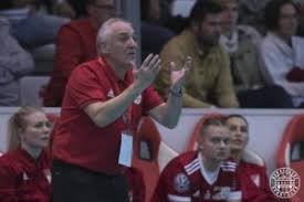 Dedikált varga kevin (dvsc) mez 8. Kostner Vilmos Egyre Inkabb Lattam A Jatekosokon A Pozitiv Hozzaallast Az Egyutt Kuzdest A Dvsc Mez Tiszteletet Debreceni Sportelet