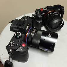 I Ve Decided To By The Sony Rx1r Ii And It S Time To Accessorize Sony Cyber Shot Photography Camera Strap Digital Photography Review Camera Accessories Nikon