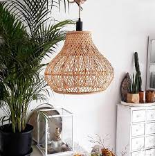 pin op slaapkamer lamp