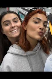 Más fotitos de @kiki @VIOLETA con fans en #madrid disfrutando del fin de  semana 😂🫂💕 #bilbao #Bilbao #RobotSalvaje #españa #dreamworks #películas  #series #RobotSalvajeChiara #animación ...