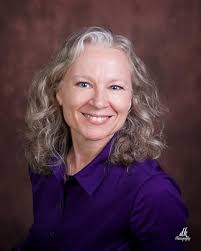 Behind Her Brand: Entrepreneur Edition Vol 4: Davis, Angel, Olson, Kristi  Lynn, Klekar, Laura, Eastman, PK, Hinckley, Alice, Rittase, Kate, Rowley,  Regina, Johnson, Marguritte S., Minke, Amy, Phillip, Sharita:  9780692417737: Amazon.com: Books